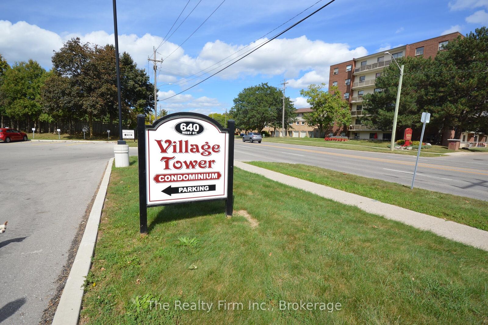 Property Photo:  640 West Street N 805  ON N3R 6M3 