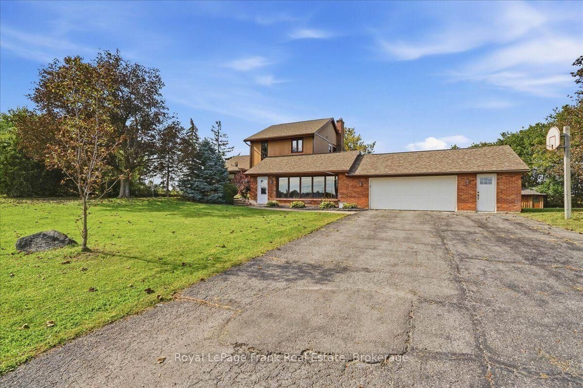 Property Photo:  178 Roblin Road  ON K8N 4Z5 