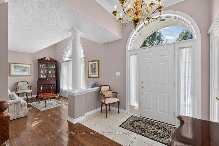 Property Photo:  36 Worthington Drive  ON L1E 3A5 