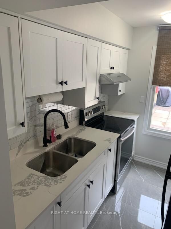 Property Photo:  16 Rexdale Boulevard 30  ON M9W 5Z3 