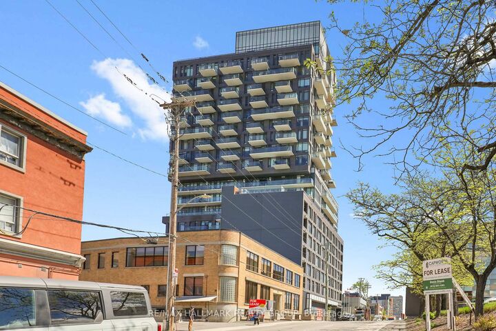 Property Photo:  203 Catherine Street 1204  ON K2P 1J5 