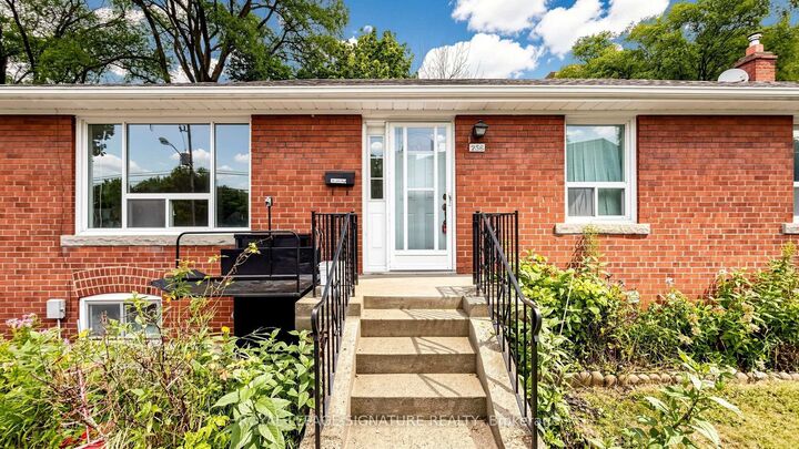 Property Photo:  256 Ferris Road  ON M4B 1H6 