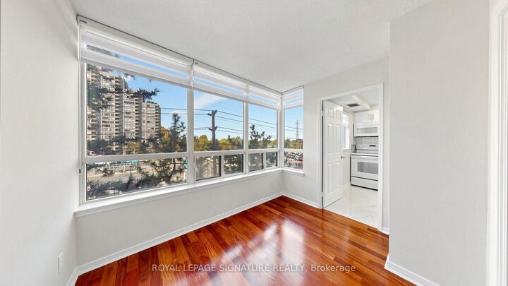 Property Photo:  7 Bishop Avenue 411  ON M2M 4J4 