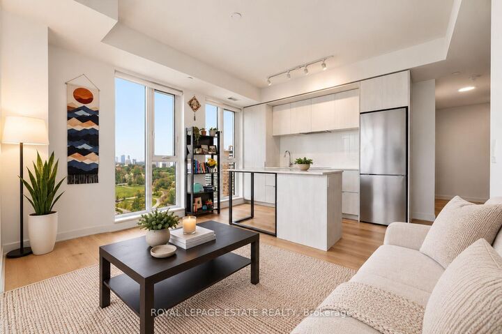 Property Photo: 130 River Street 2008 ON M5A 0R8