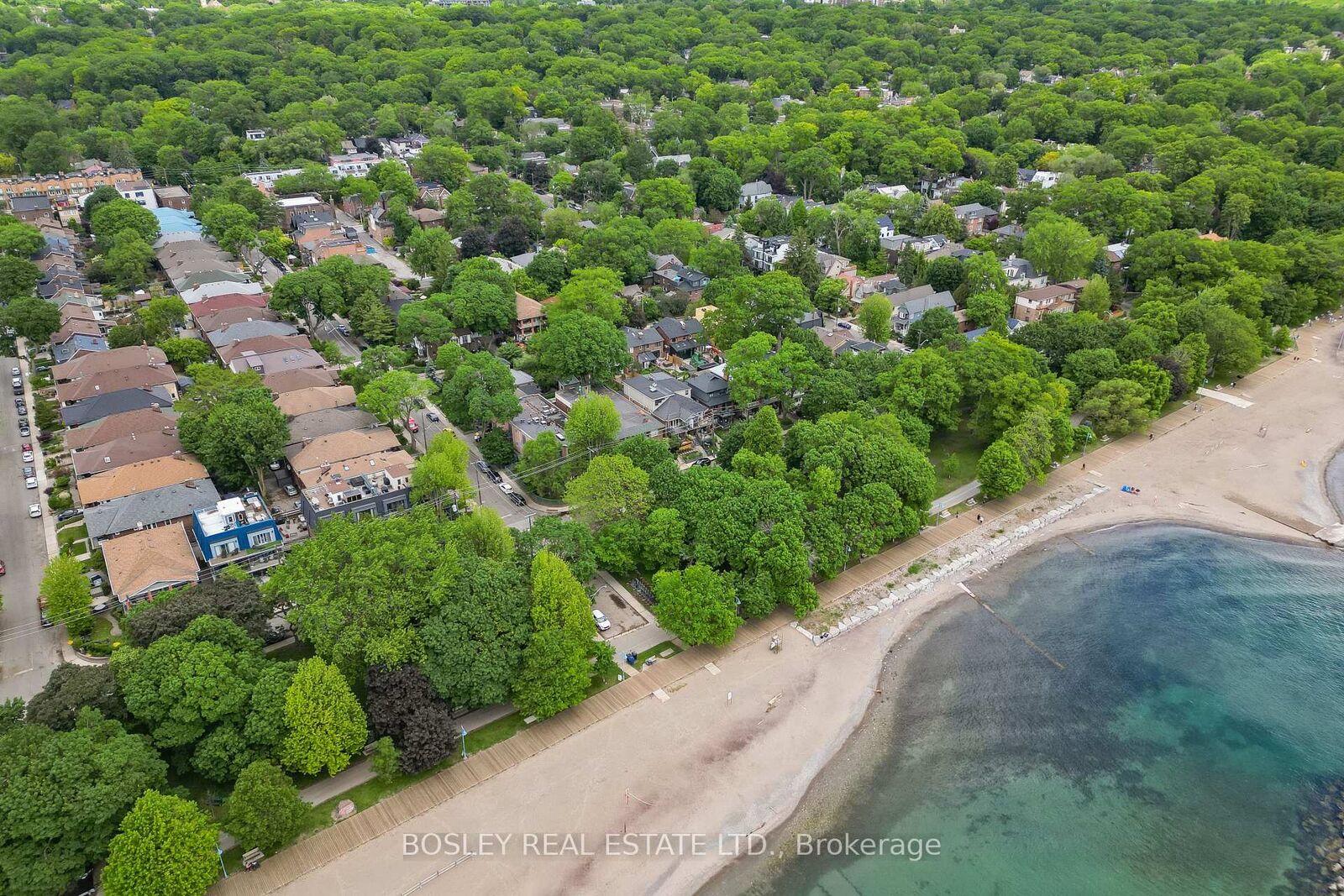 Property Photo:  15 Glen Manor Drive 204  ON M4E 2X3 