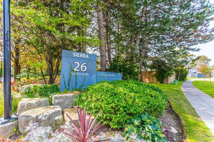 Property Photo:  26 Hanover Road 307  ON L6S 4T2 