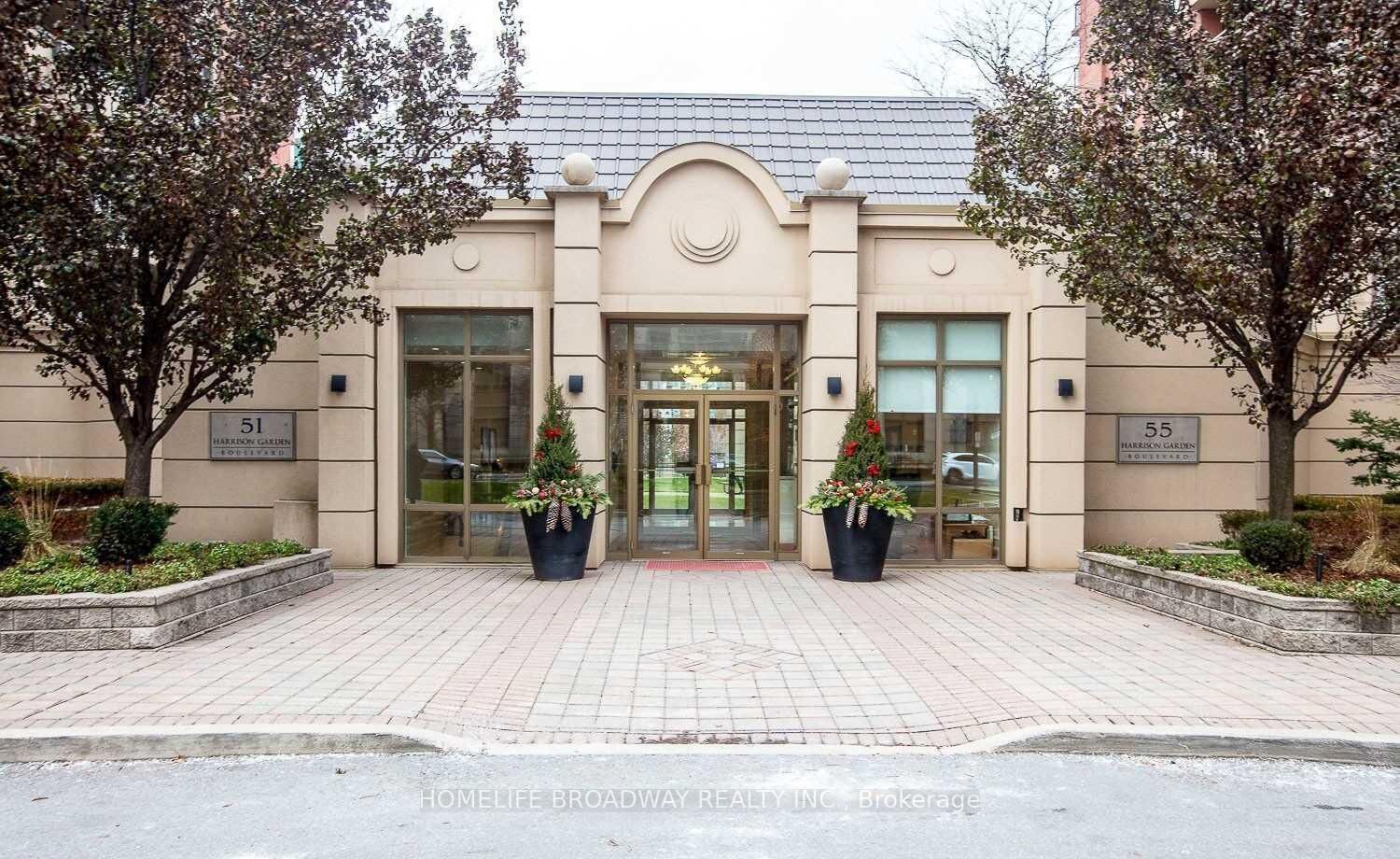 Property Photo: 51 Harrison Garden Boulevard Ph01 ON M2N 7G4