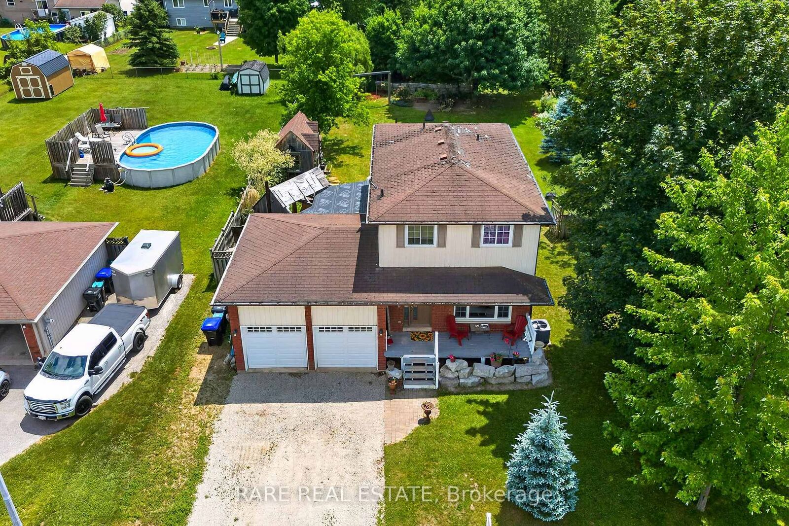 Property Photo:  25 Edgewood Crescent  ON L0M 1N0 