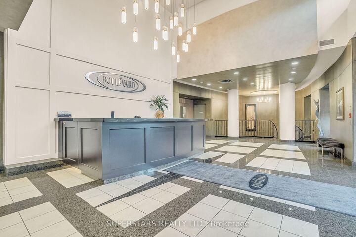 Property Photo: 188 Doris Avenue #2002 ON M2N 6Z5