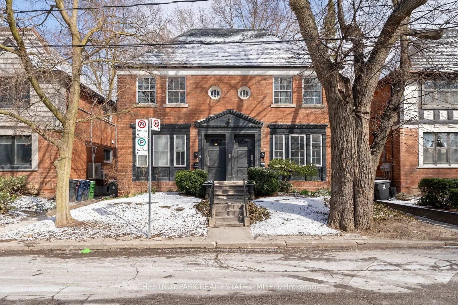 Property Photo:  26 Strathgowan Avenue  ON M4N 1B9 