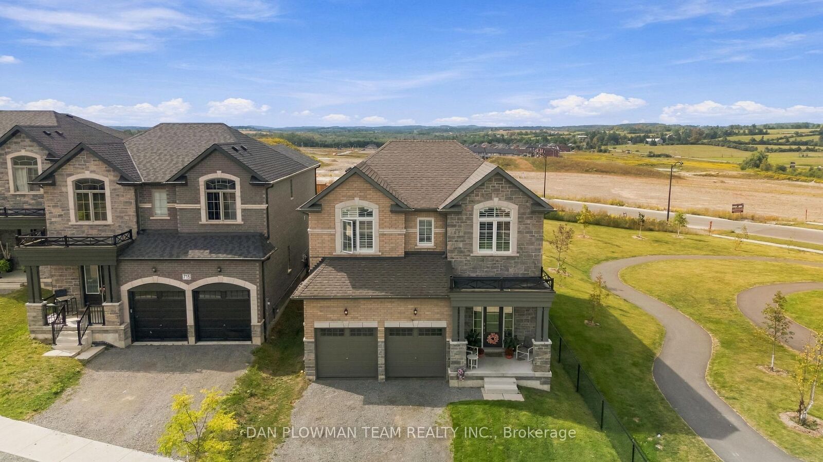 Property Photo:  713 Latimer Way  ON K9K 0H4 