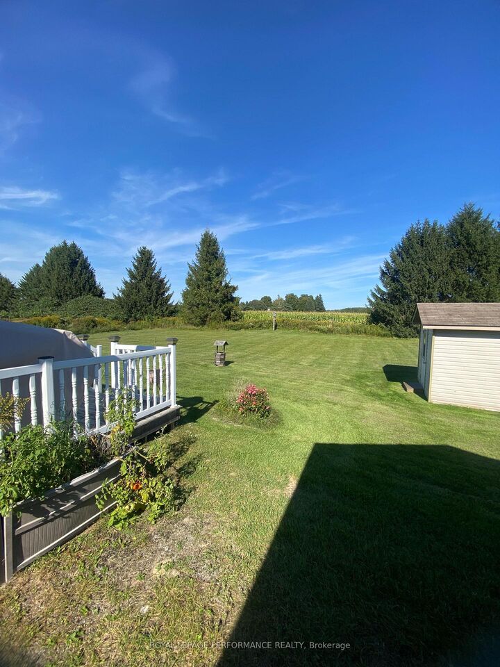 Property Photo: 6125 Florence Street ON K0C 1E0