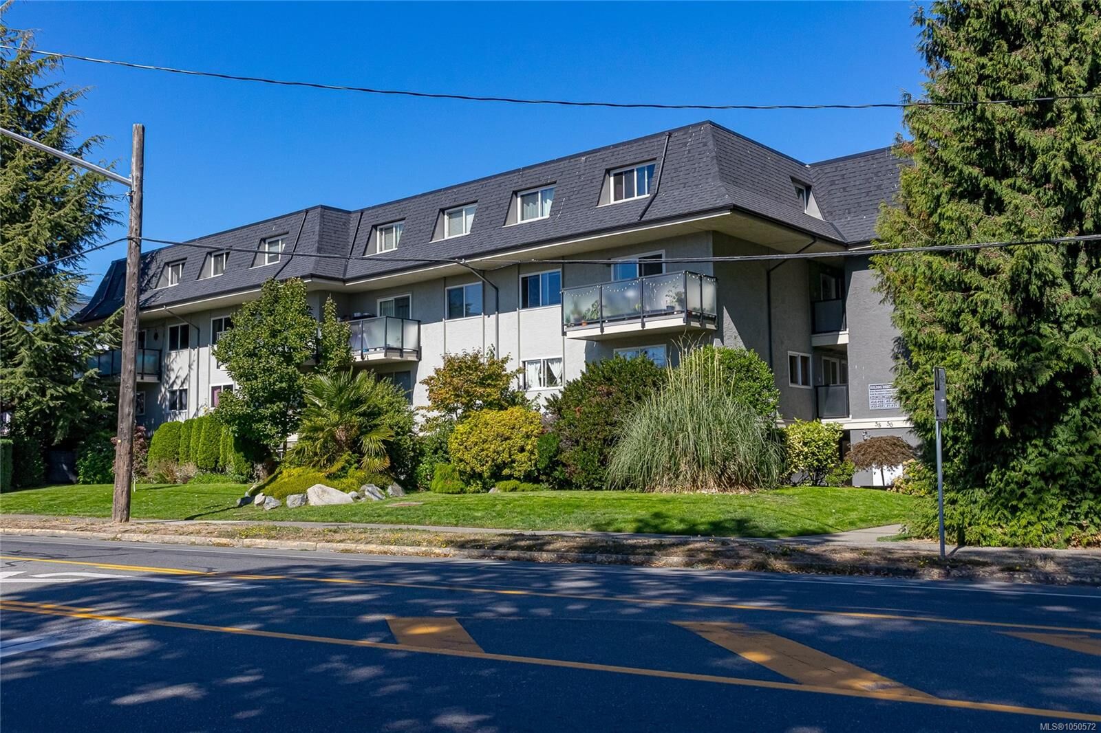 Property Photo: 840 Craigflower Rd #43 BC V9A 2X1