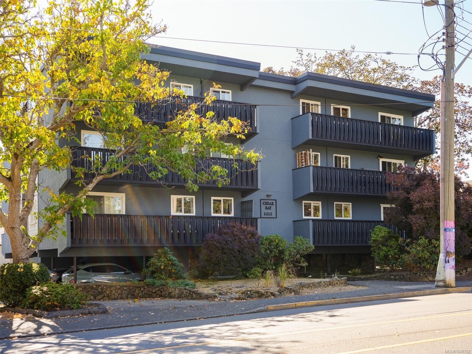 Property Photo:  1215 Bay St #201  BC V8T 1S7 