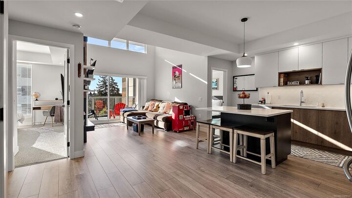 Property Photo:  950 Whirlaway Cres #408  BC V9B 0Y3 