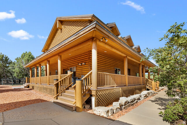 Property Photo:  615 S Zion Dr  UT 84758 