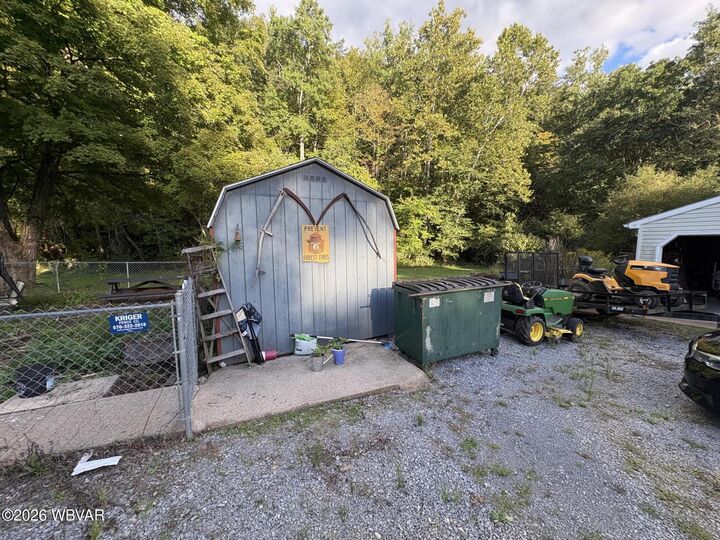 Property Photo: 1898 Pennsylvania 287 PA 17740
