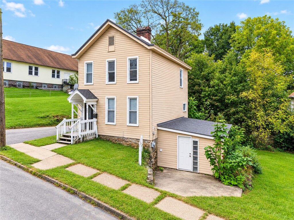 Property Photo: 407 Stanton St PA 15601