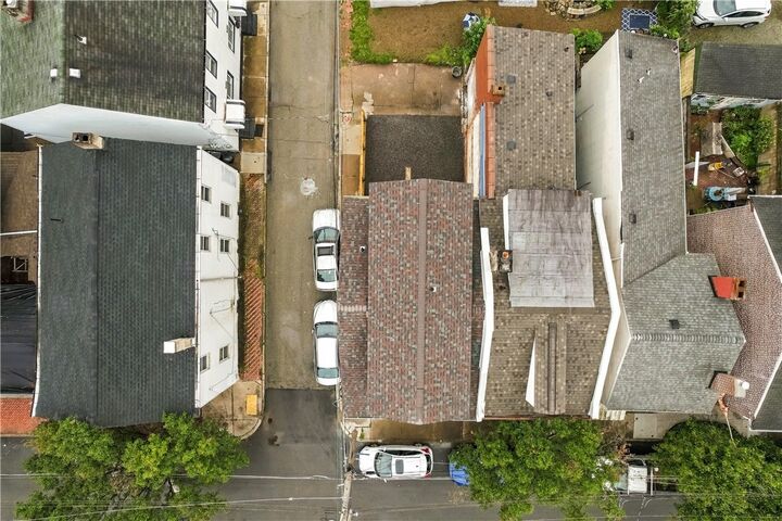 Property Photo: 122 S 19th St PA 15203