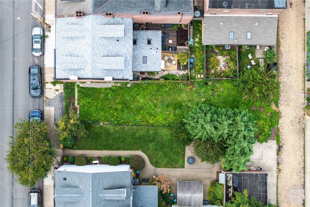 Property Photo:  117 45th St  PA 15201 