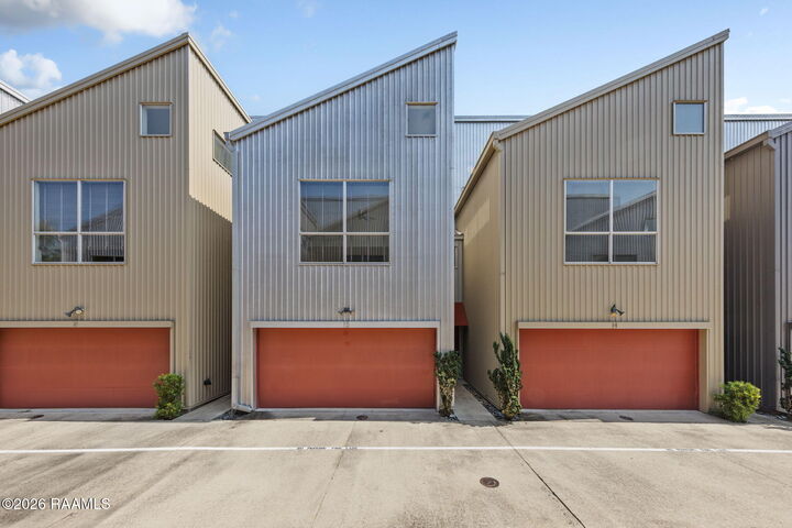 Property Photo: 1201 S College Road 15 LA 70503