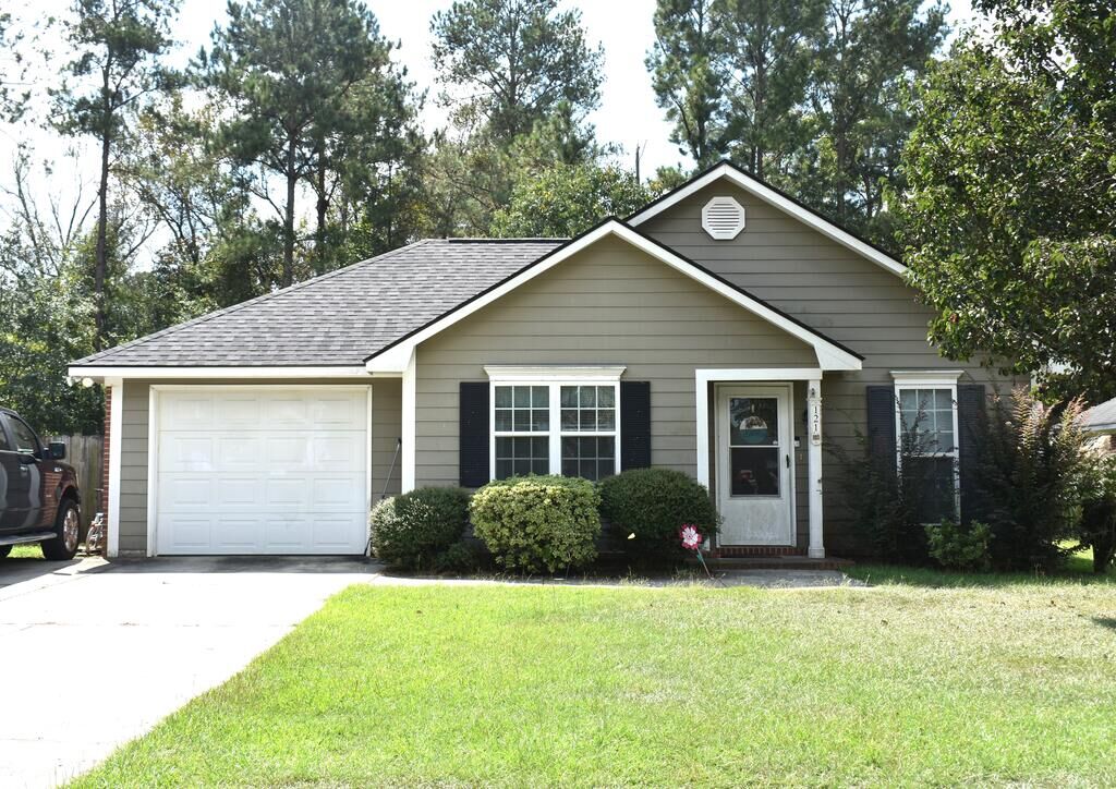 Property Photo: 121 Northbrook Court GA 31763