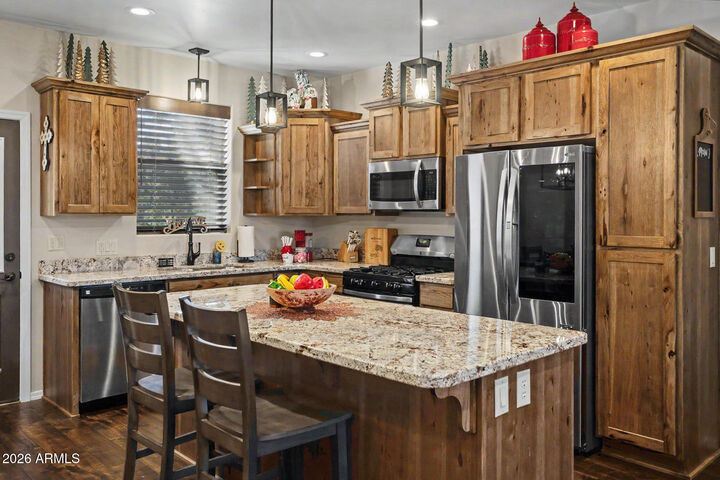 Property Photo:  2620 N Eagle View Circle N  AZ 85901 