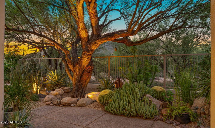 Property Photo:  6832 E Nightingale Star Circle  AZ 85266 