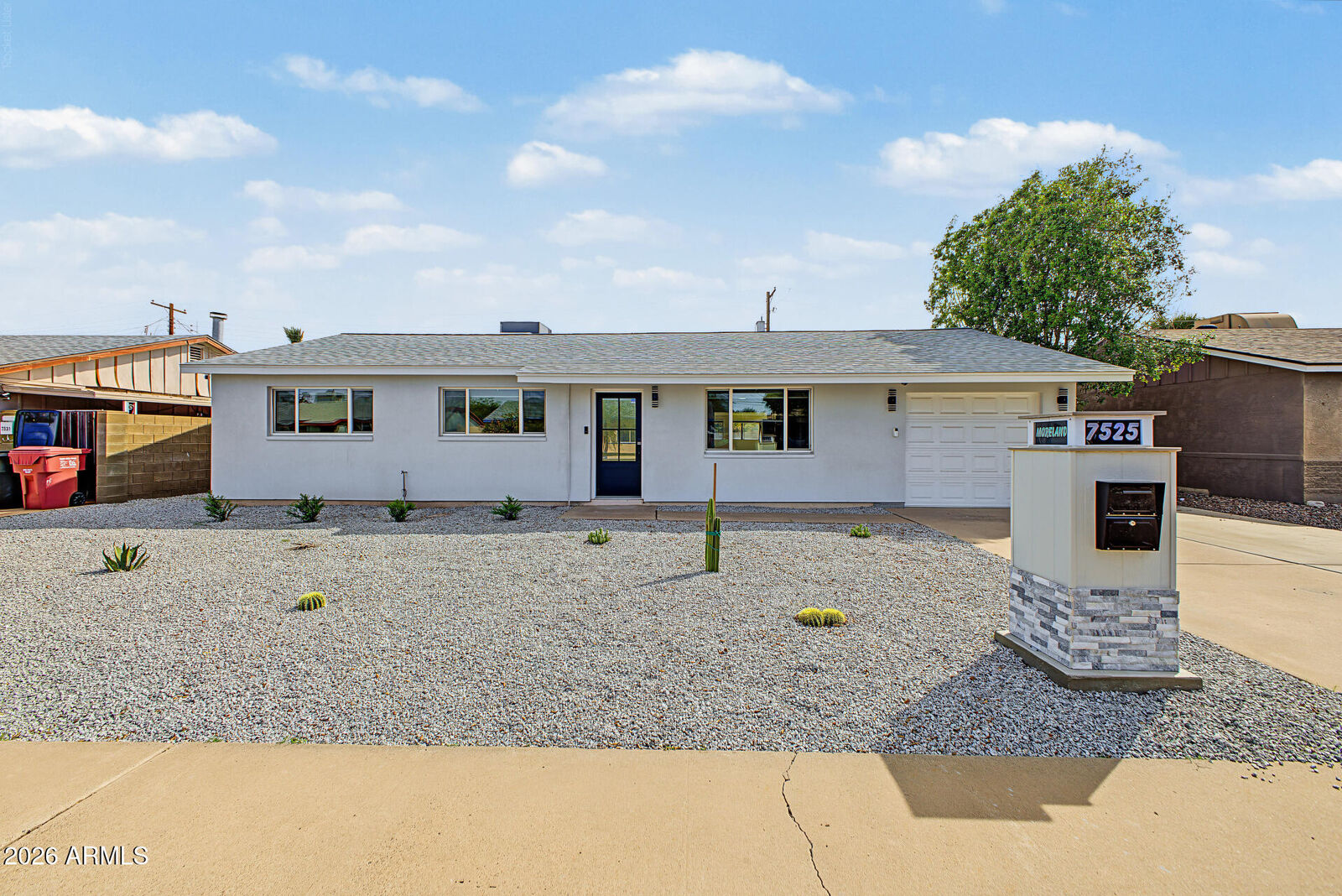 Property Photo: 7525 E Moreland Street AZ 85257