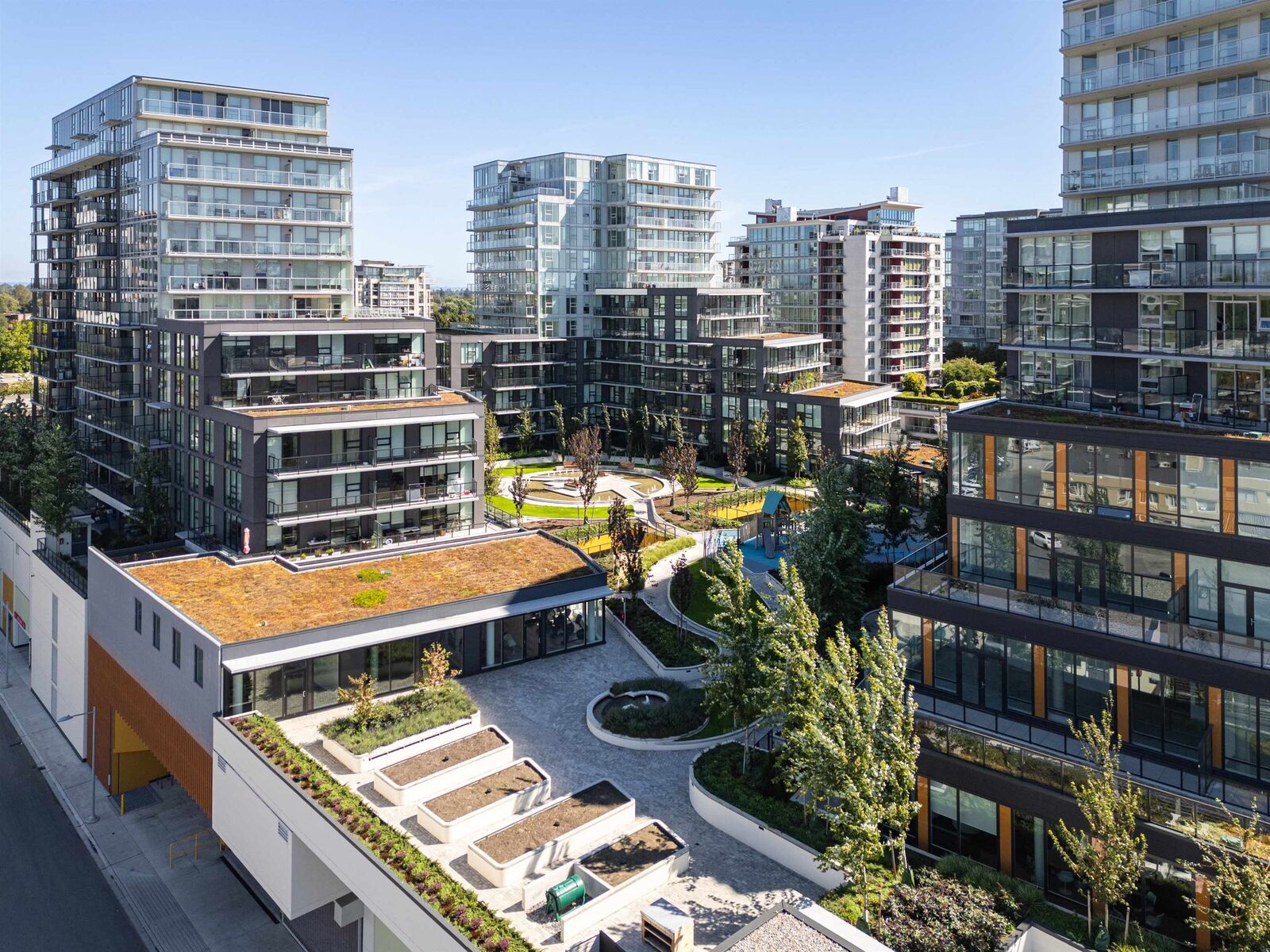 Property Photo: 6655 Buswell Street 804 BC V6Y 0M4