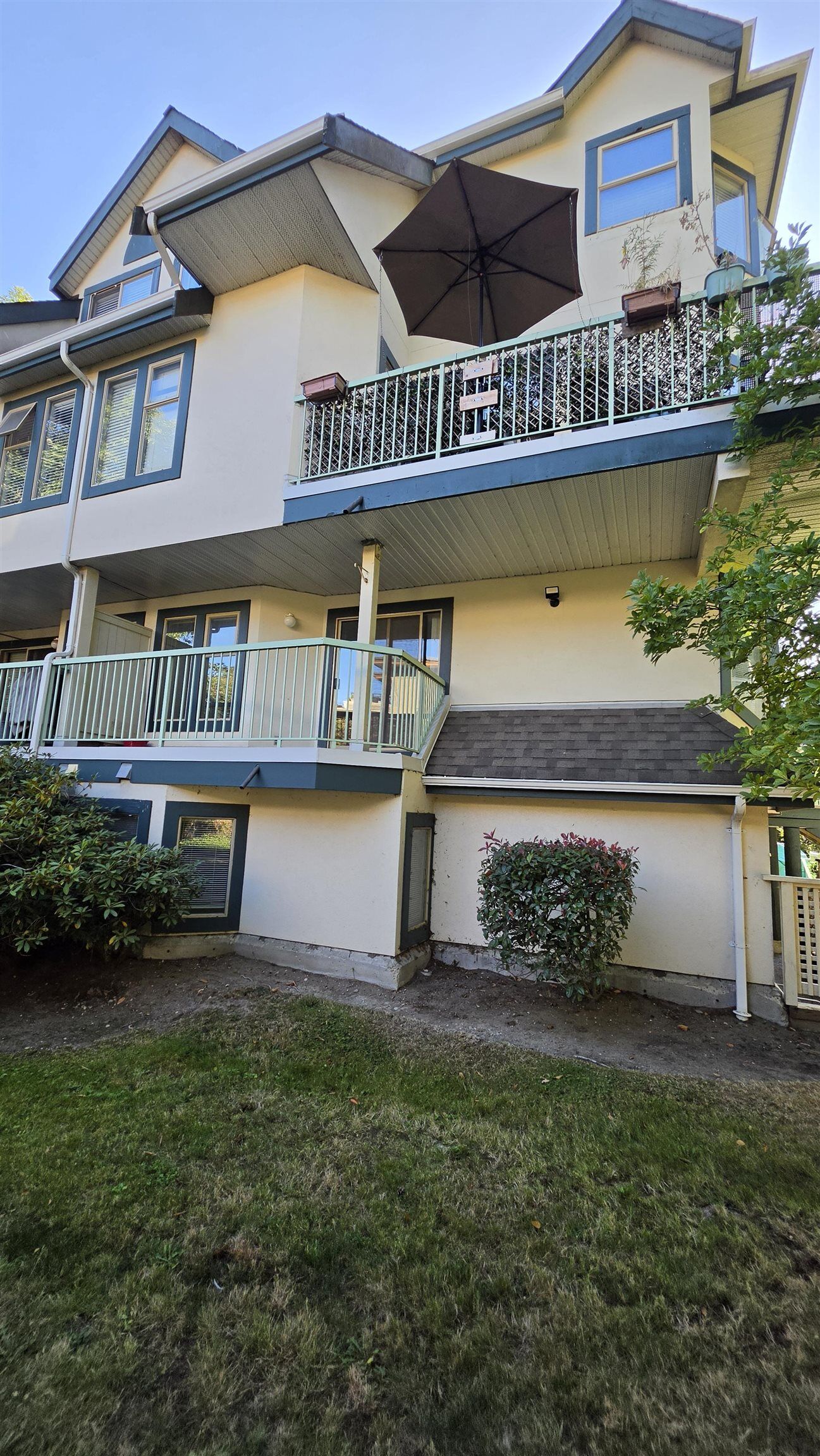 Property Photo: 7520 18th Street 27 BC V3N 4X7