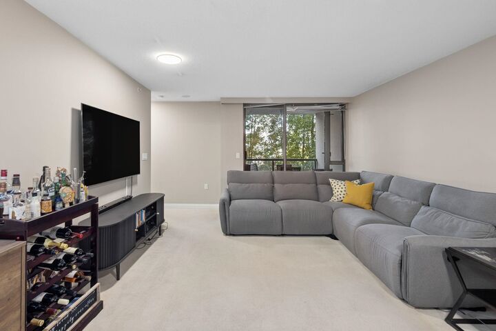 Property Photo:  7380 Elmbridge Way 707  BC V6X 4A1 