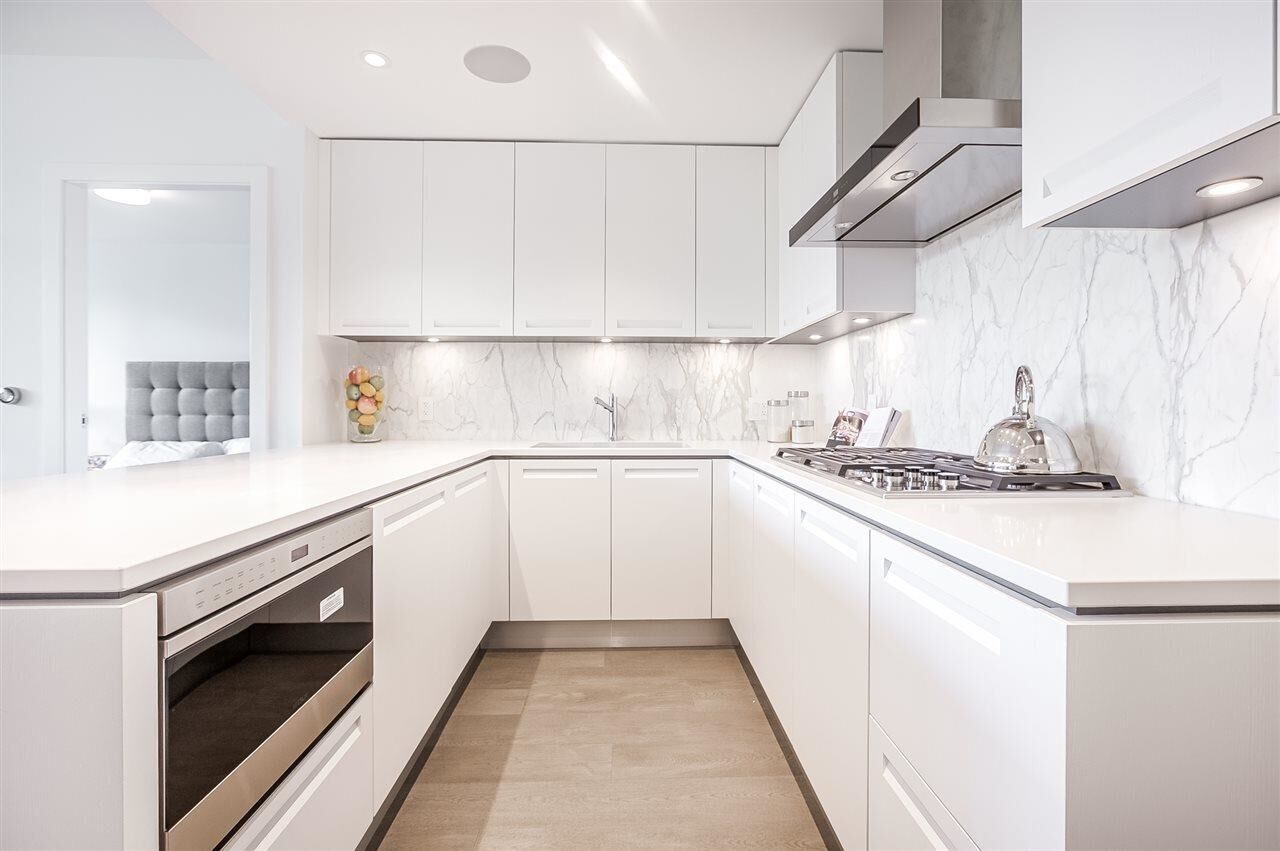 Property Photo:  6333 W Boulevard 207  BC V6M 3X5 