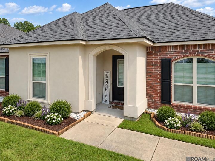 Property Photo: 14266 Caribbean Dr LA 70737