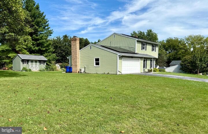 Property Photo:  20 Sheffield Drive  PA 17019 