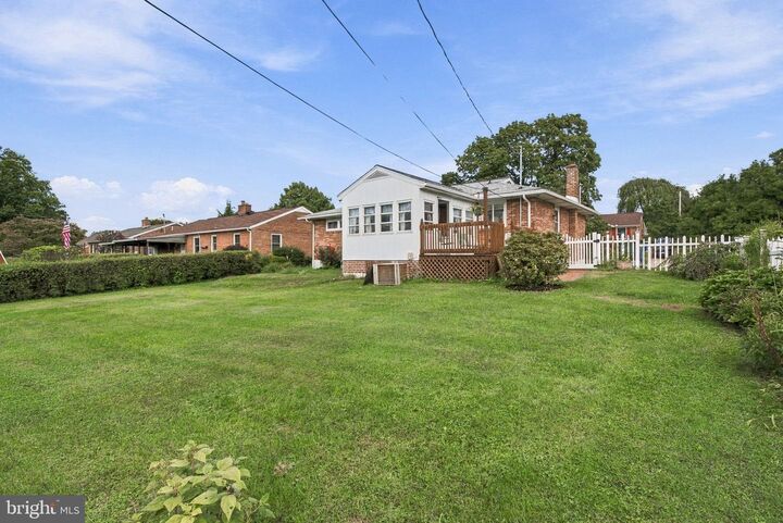 Property Photo:  1790 Pelham Drive  PA 17406 