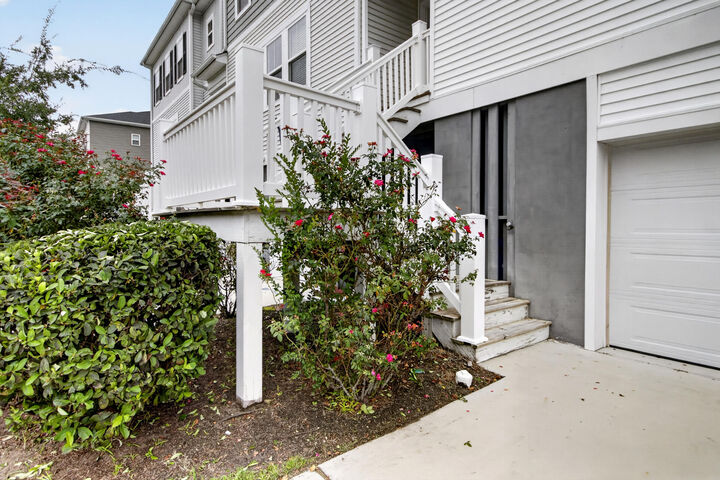 Property Photo:  544 McLernon Trace  SC 29455 