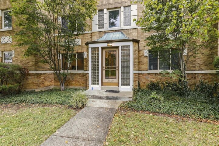Property Photo: 3420 Shaw Avenue OH 45208