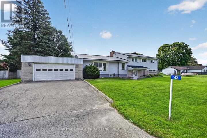 Property Photo:  43 Alta Vista Drive  ON K0E 1T0 