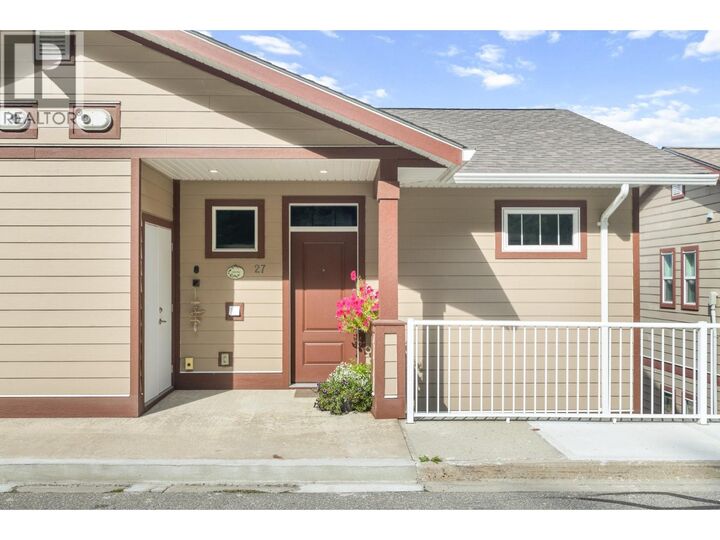 Property Photo:  1070 1 Street Southeast 27  BC V1E 0B6 