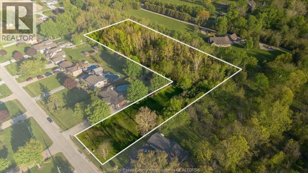 Property Photo:  V/L Bissonnette Lane  ON N0R 1V0 