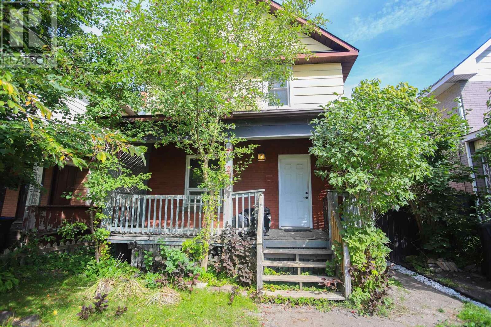 Property Photo:  280 Albert St  ON P6A 1B6 