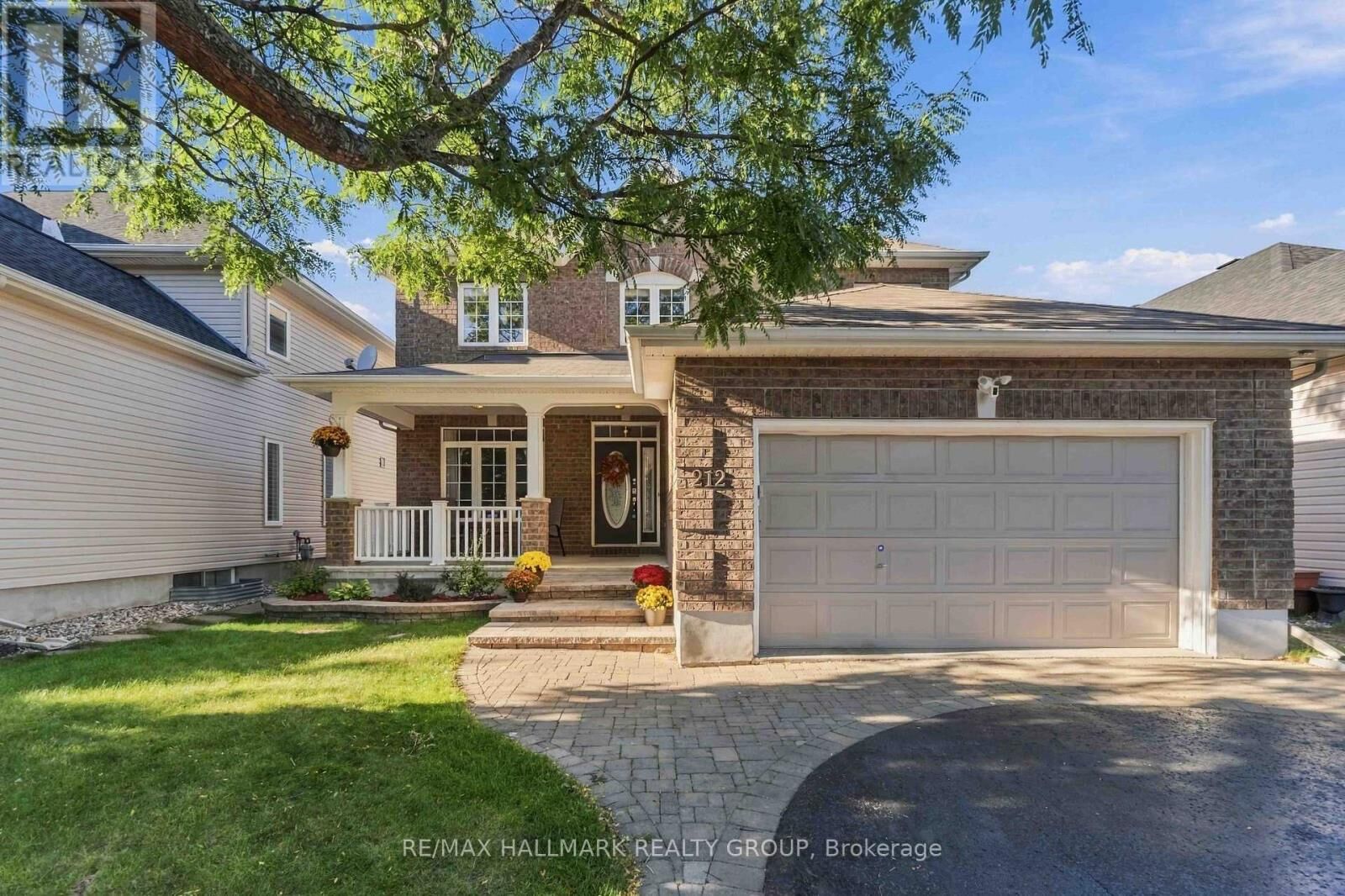Property Photo:  212 Janet Way  ON K4A 5E1 