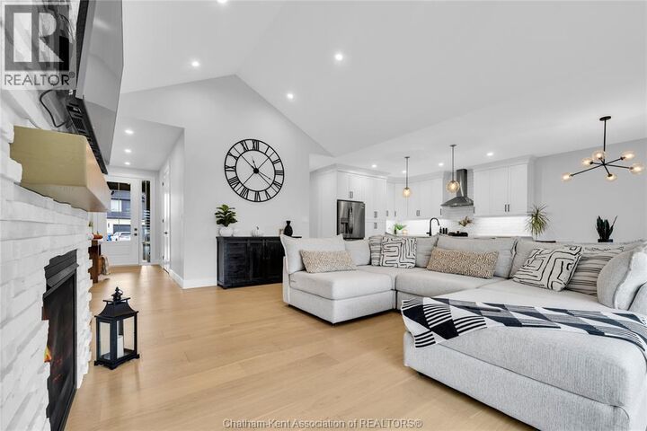 Property Photo:  111 Bloomington Way  ON N7L 0H2 