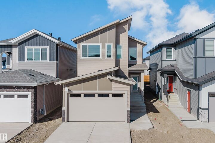 Property Photo:  6230 45 Avenue  AB T4X 0Z3 