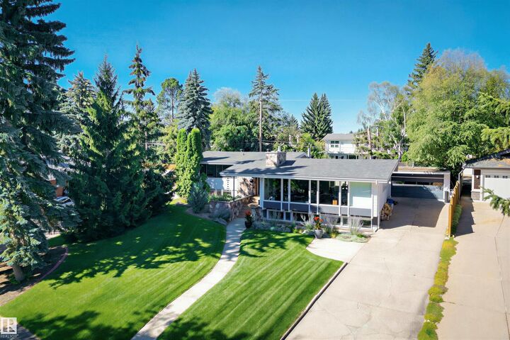 Property Photo:  8712 136 Street NW  AB T5R 0B9 