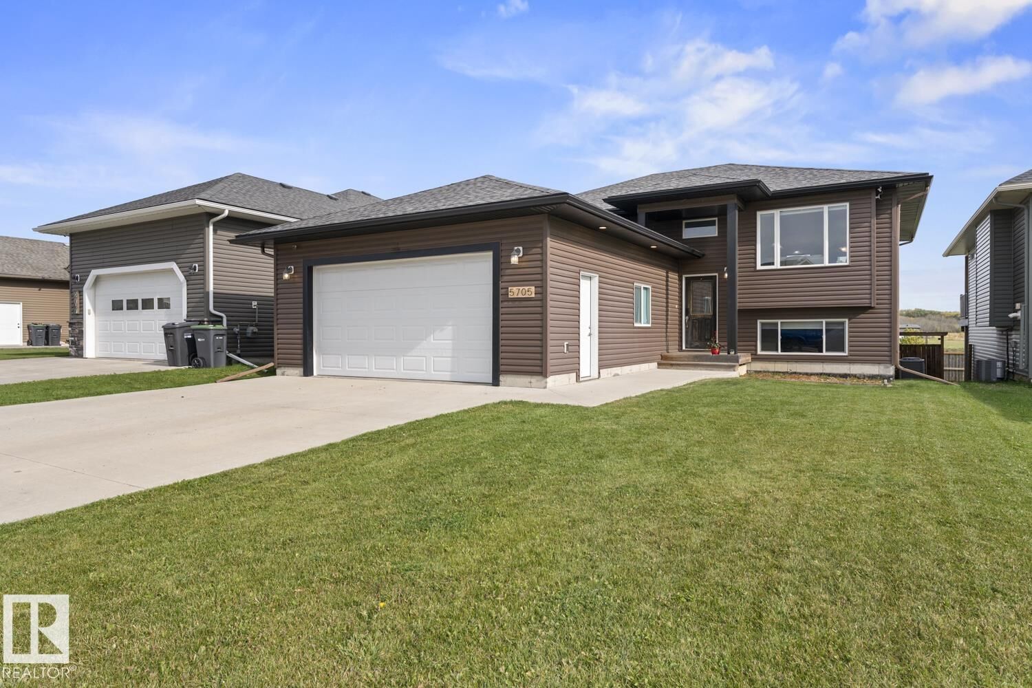 Property Photo:  5705 49 Street  AB T9M 0E8 