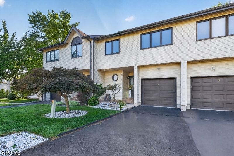 Property Photo:  29 Olive Ct  NJ 08822 