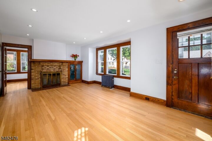 Property Photo: 160 Clairmont Ter NJ 07050