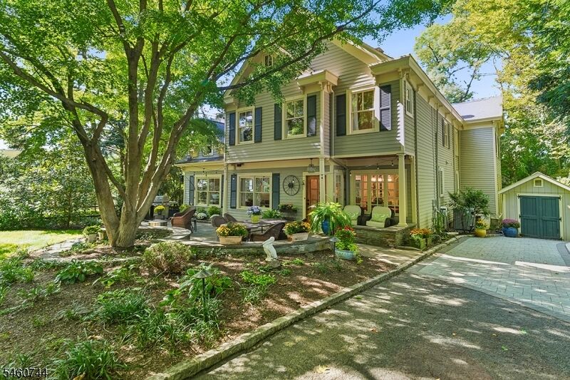 Property Photo:  52 Division, 75 Valley View  NJ 07901 